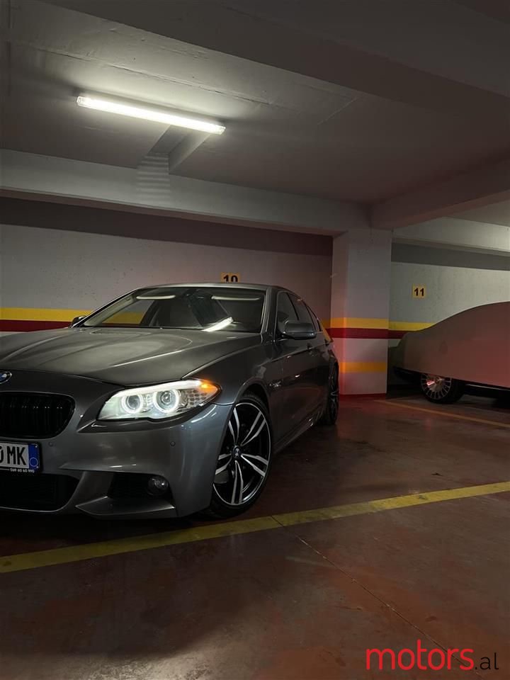 2010' BMW 530 photo #1