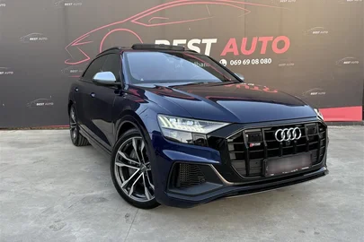 2021' Audi Q8