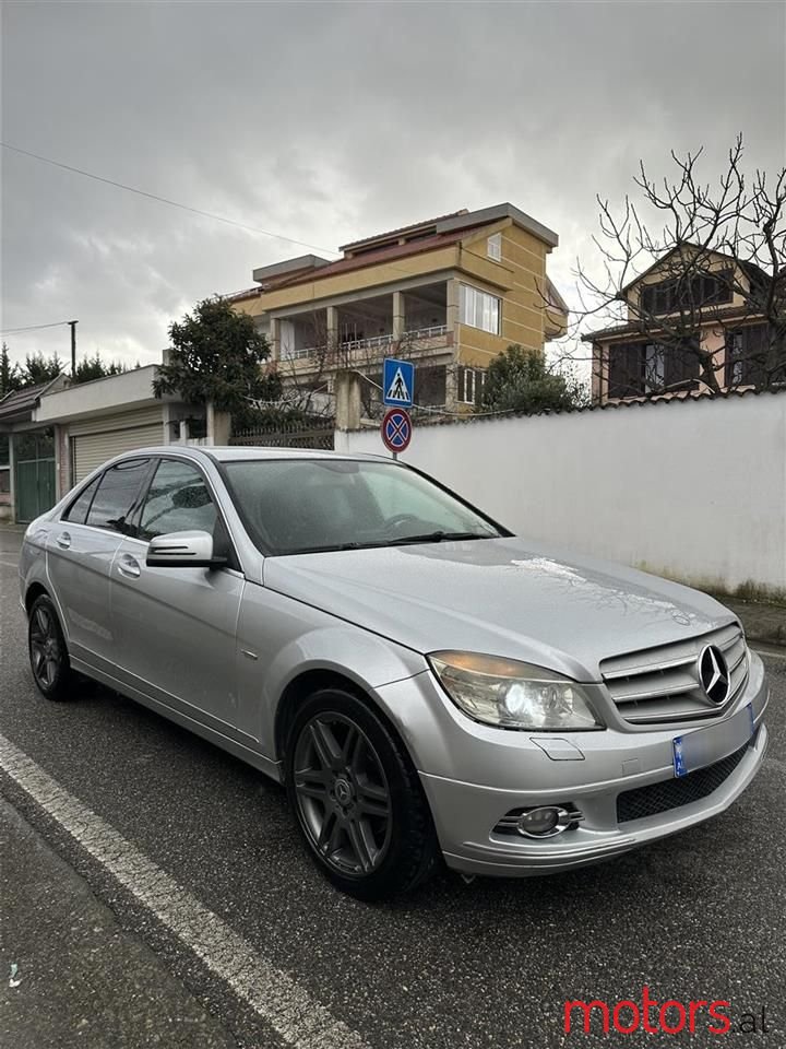 2010' Mercedes-Benz C 220 photo #2