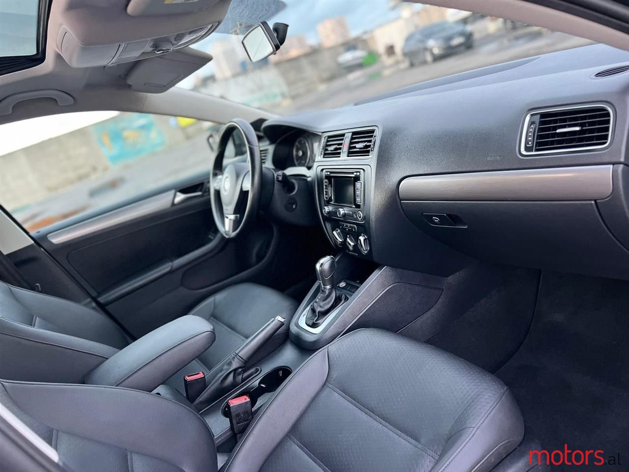 2013' Volkswagen Jetta photo #5