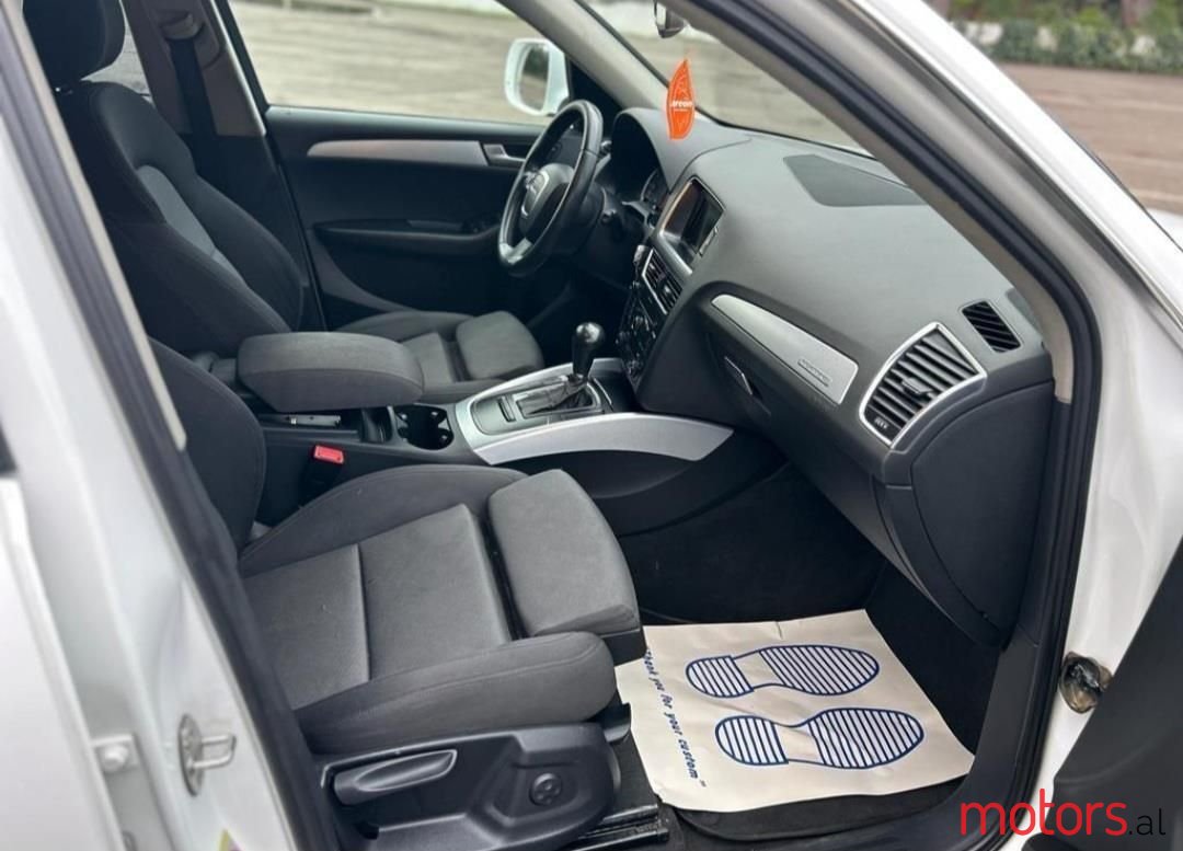 2010' Audi Q5 photo #4