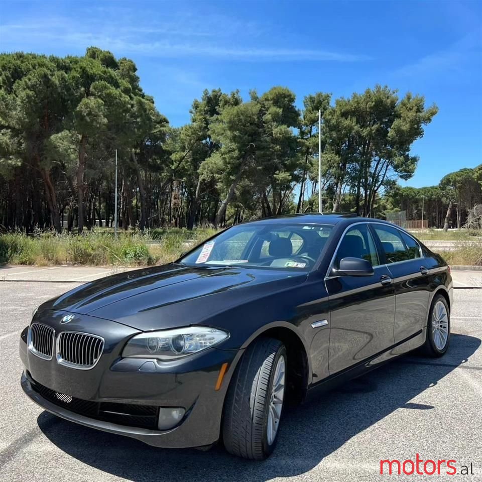 2013' BMW 535 photo #1