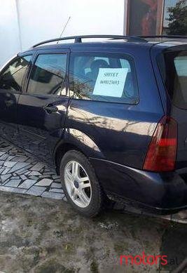 2002' Ford Focus photo #1