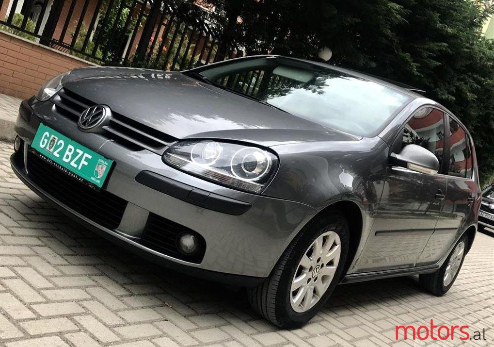 2005' Volkswagen Golf photo #1