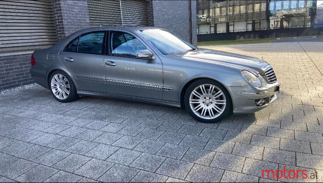 2009' Mercedes-Benz E 280 photo #4