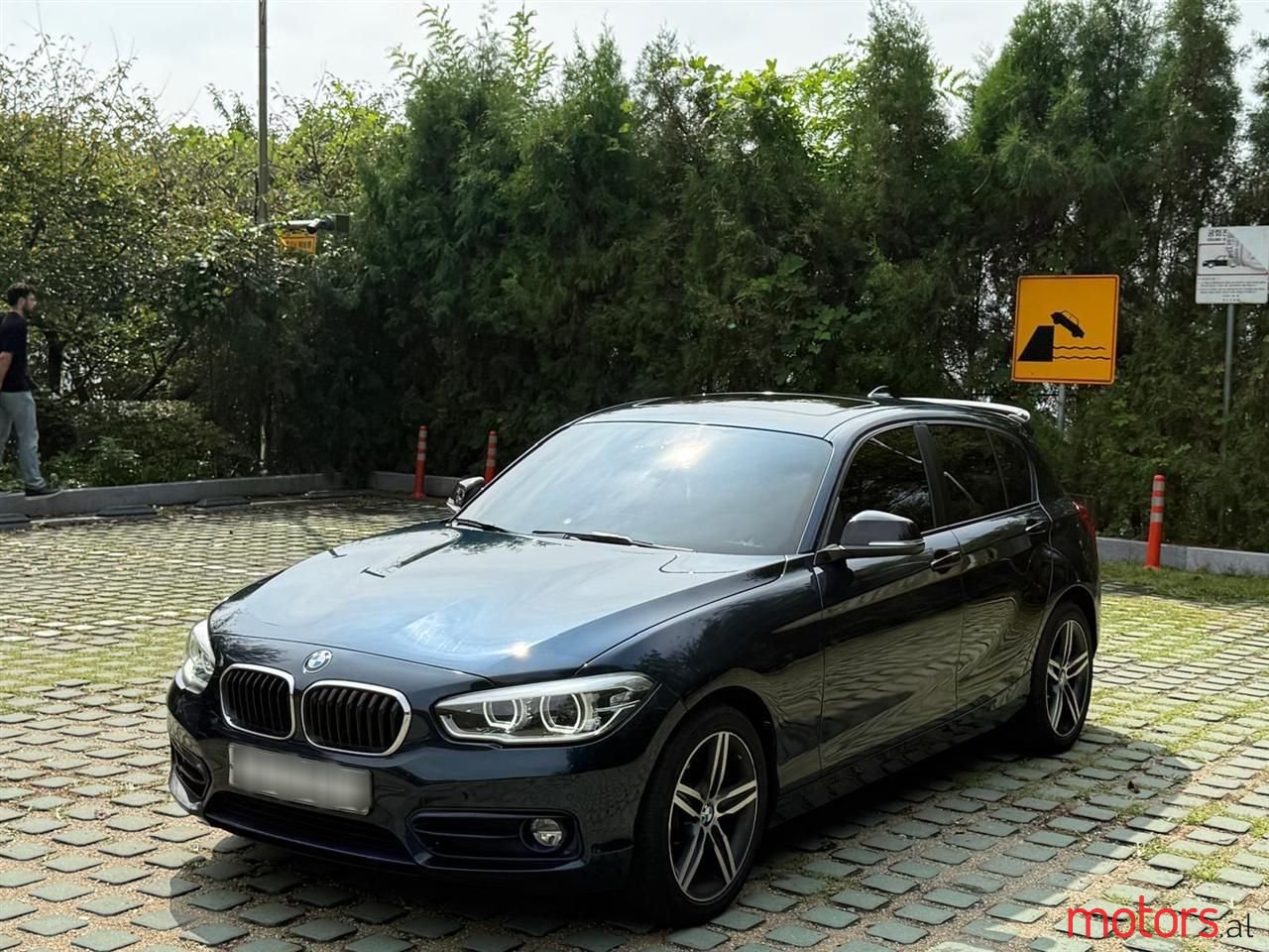 2017' BMW 118 photo #4