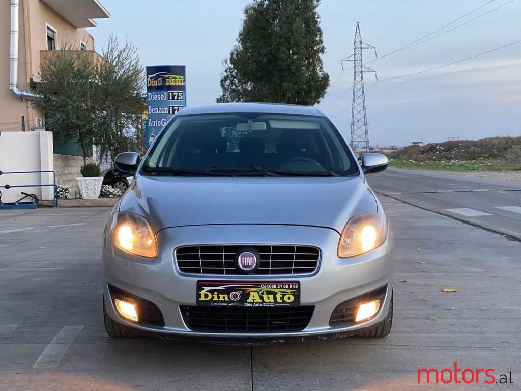 2008' Fiat Croma photo #4