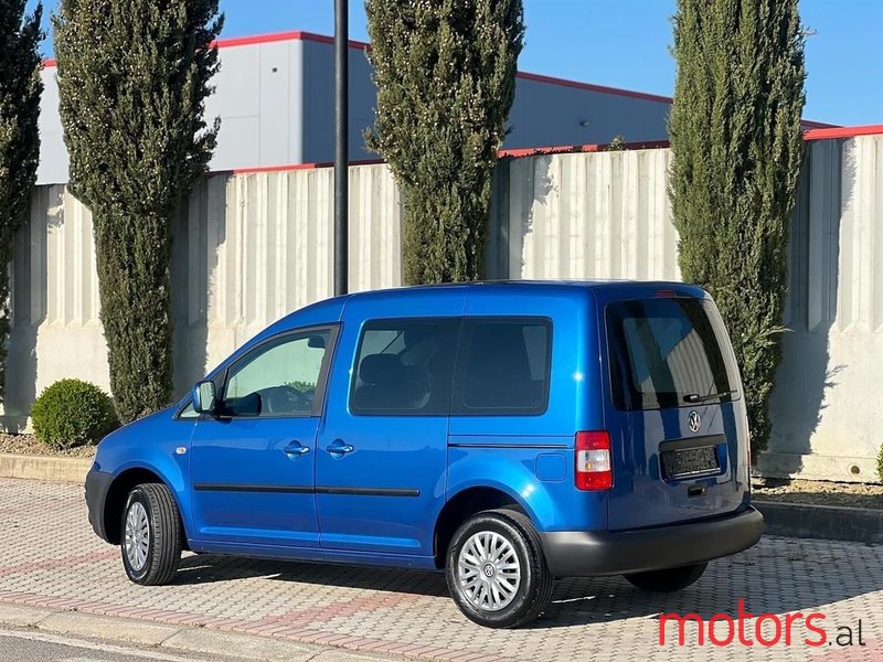 2009' Volkswagen Caddy photo #4