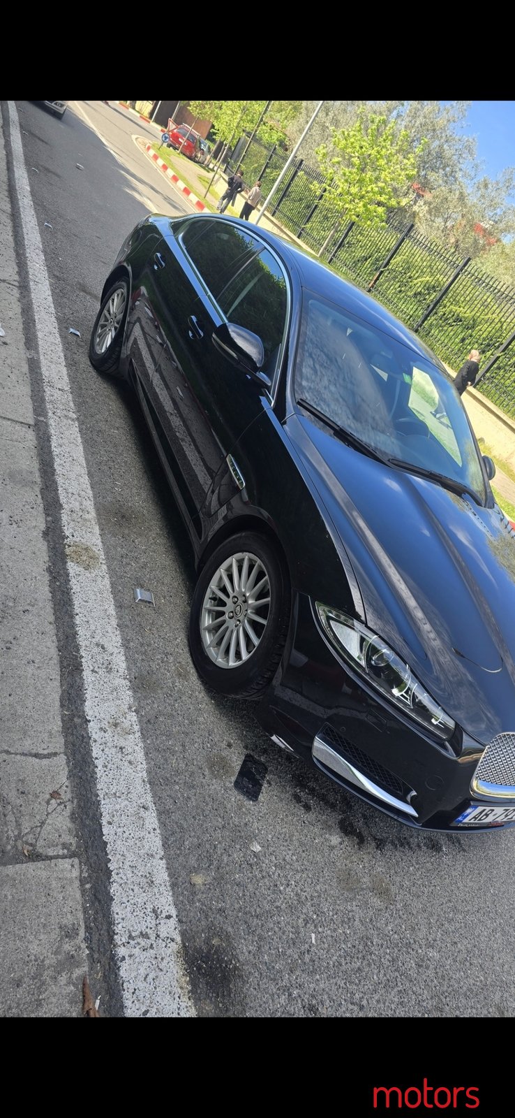 2012' Jaguar XF photo #5