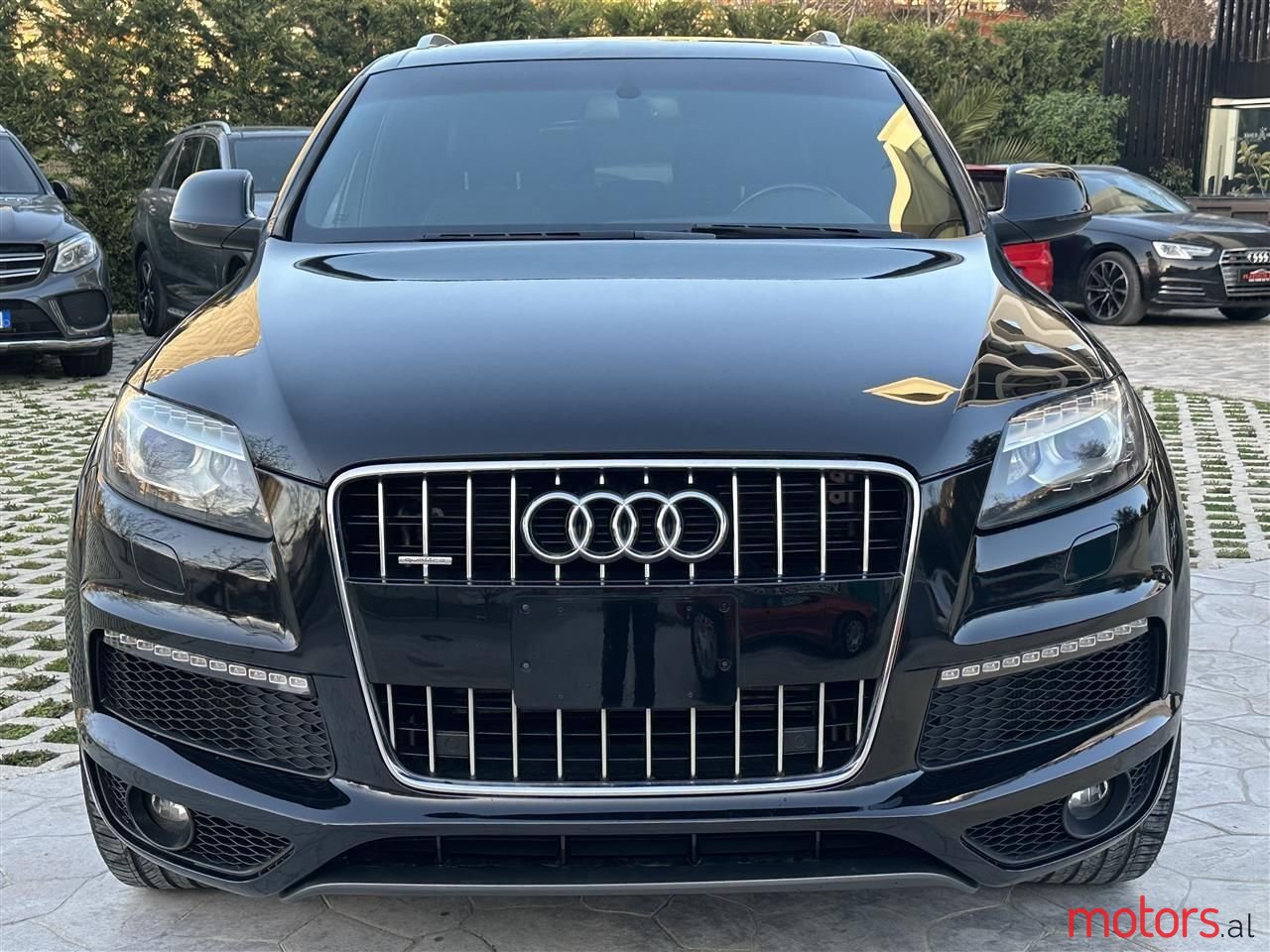 2013' Audi Q7 photo #2