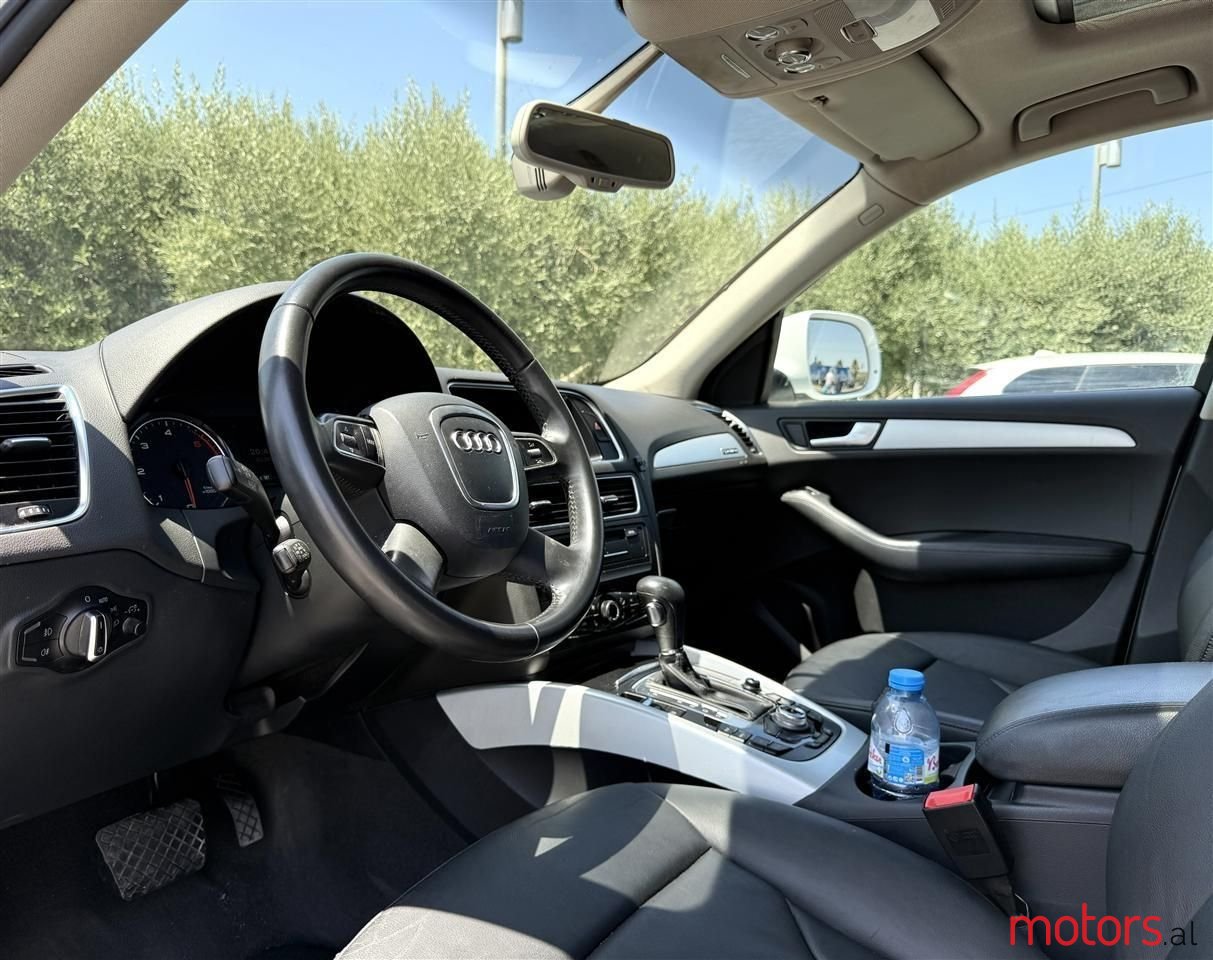 2011' Audi Q5 photo #2