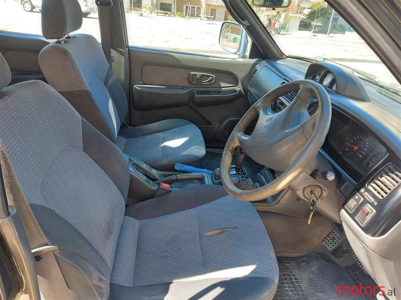 2002' Mitsubishi L200 photo #4