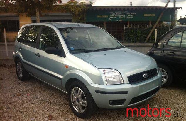 2006' Ford Fusion photo #2