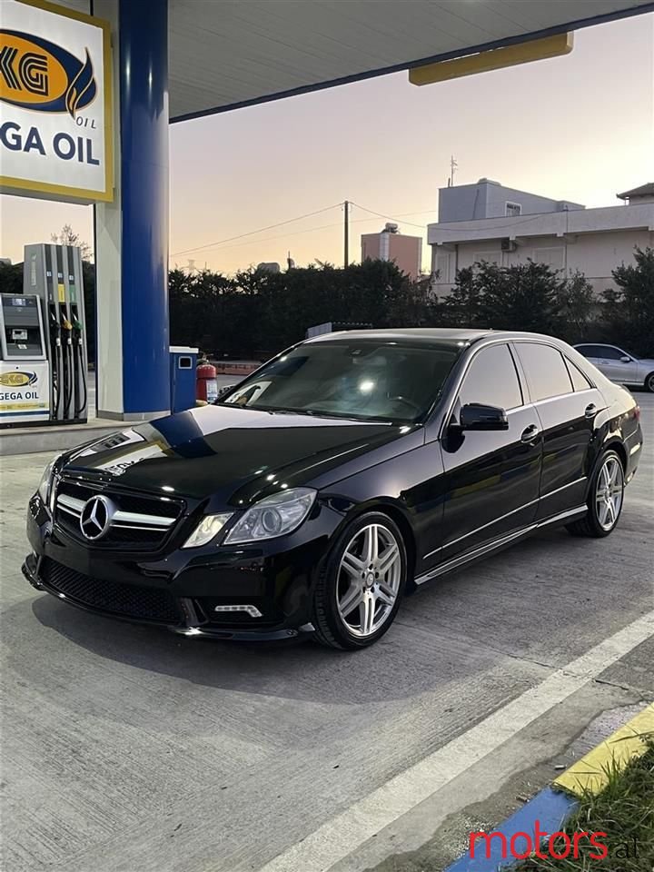 2010' Mercedes-Benz E 350 photo #1