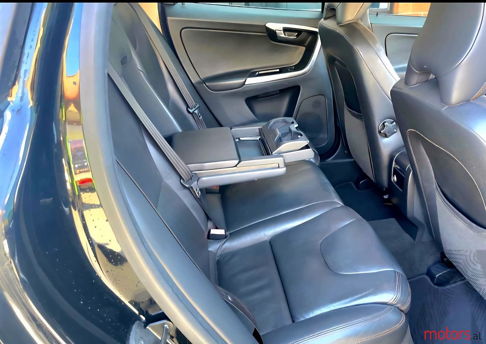 2011' Volvo Xc 60 photo #6