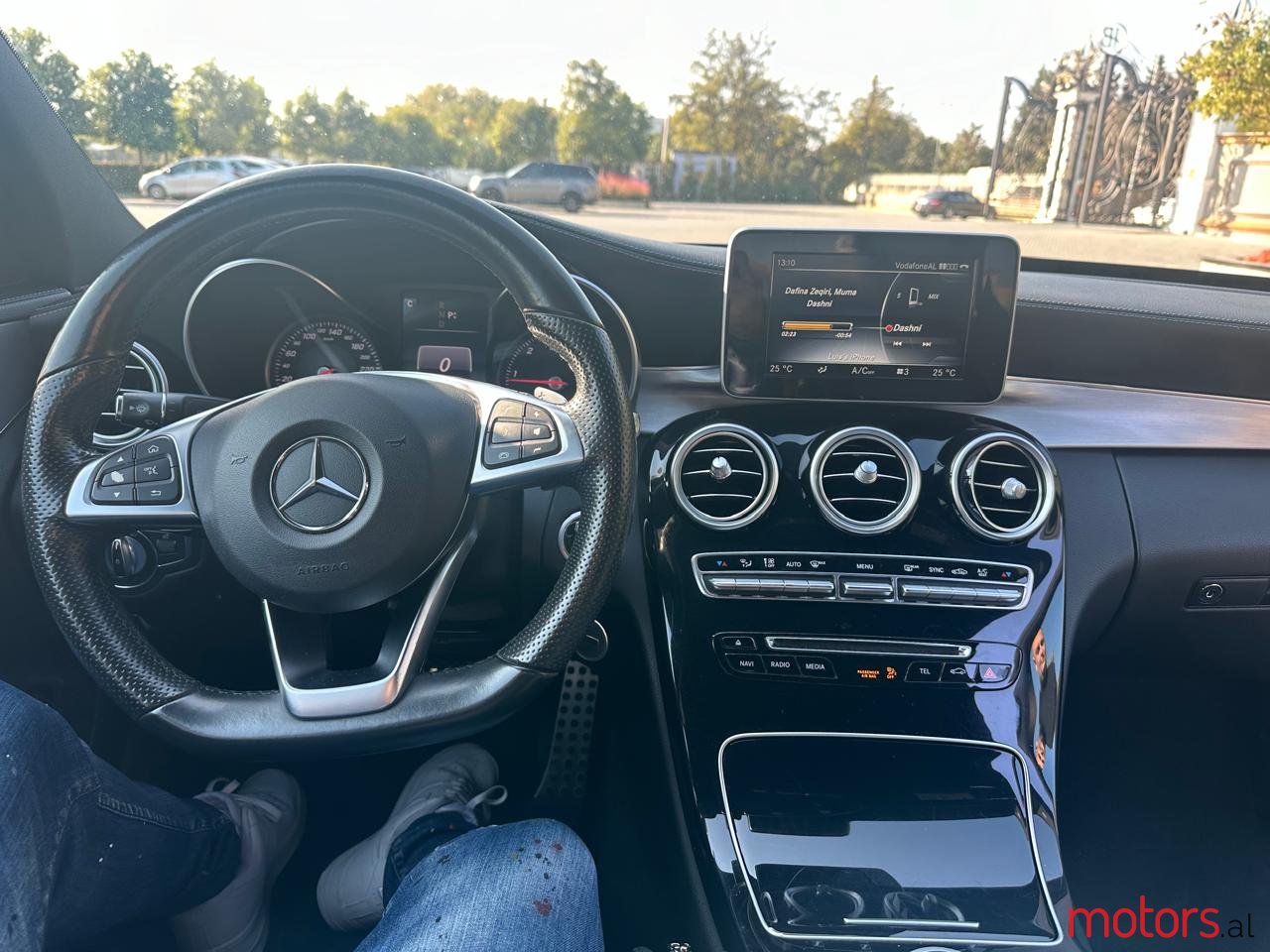 2015' Mercedes-Benz C 250 photo #7