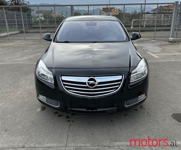 2010' Opel Insignia photo #5