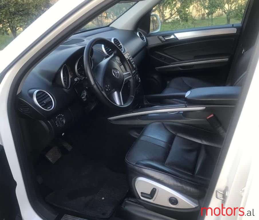 2010' Mercedes-Benz ML 350 photo #5