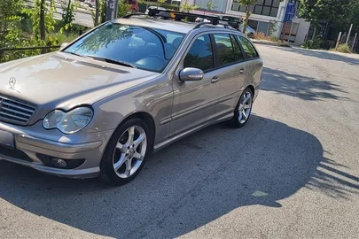 2007' Mercedes-Benz C 220