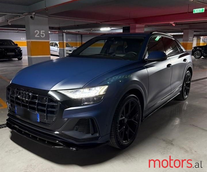 2019' Audi Q8 photo #2