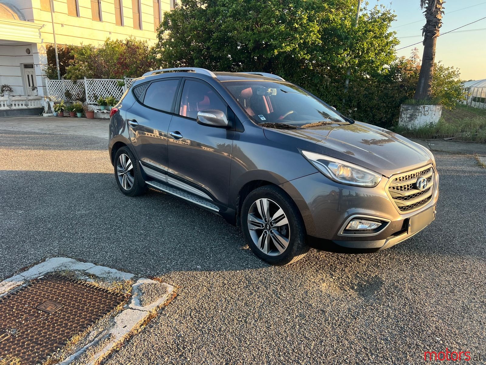 2013' Hyundai Tucson photo #2