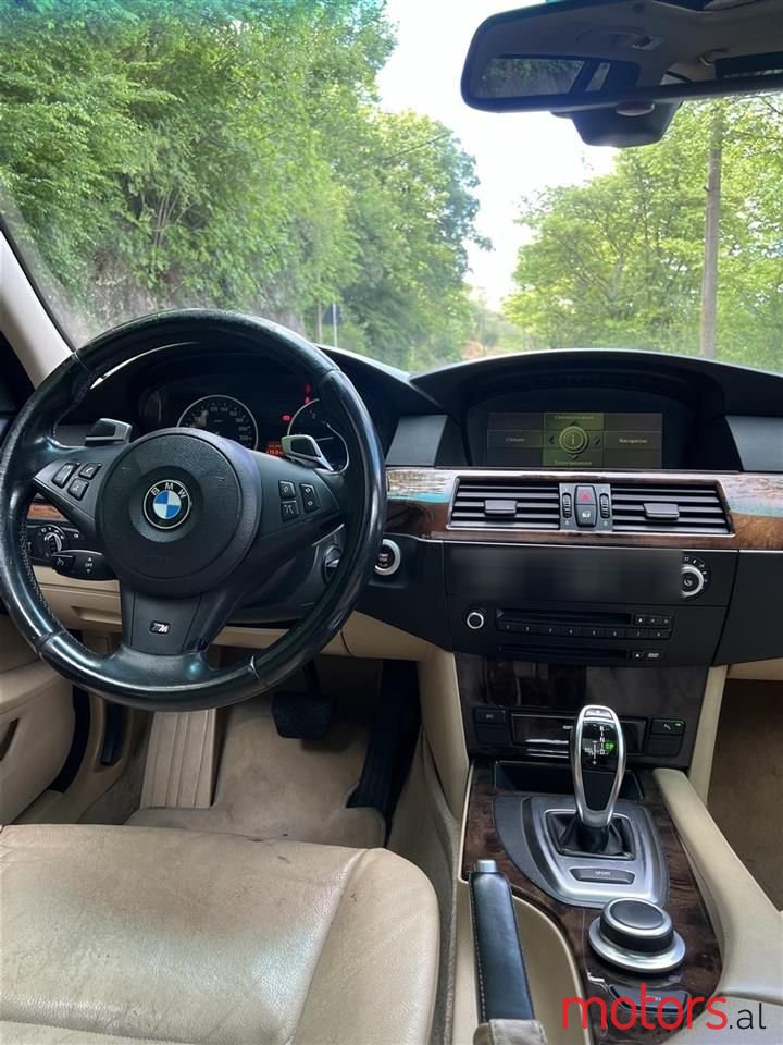 2008' BMW 535 photo #5