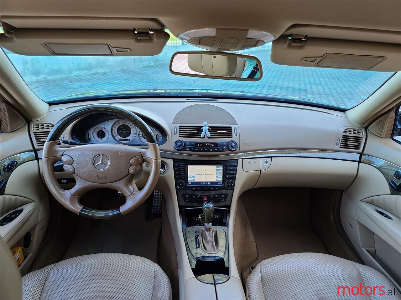 2008' Mercedes-Benz E 500 photo #4