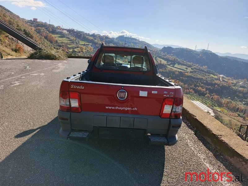 2014' Fiat Strada photo #3