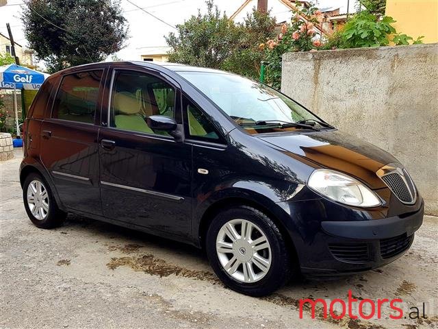 2006' Lancia Musa photo #1