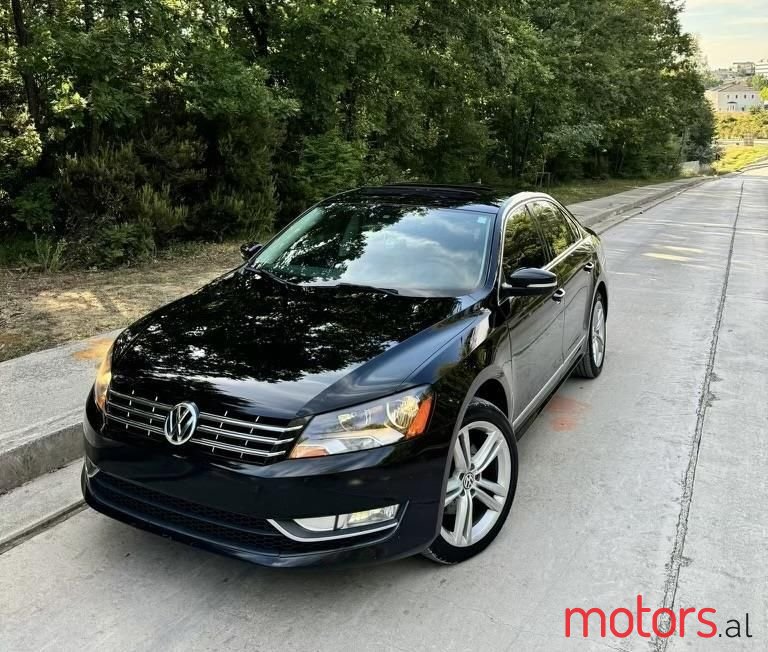 2014' Volkswagen Passat photo #1
