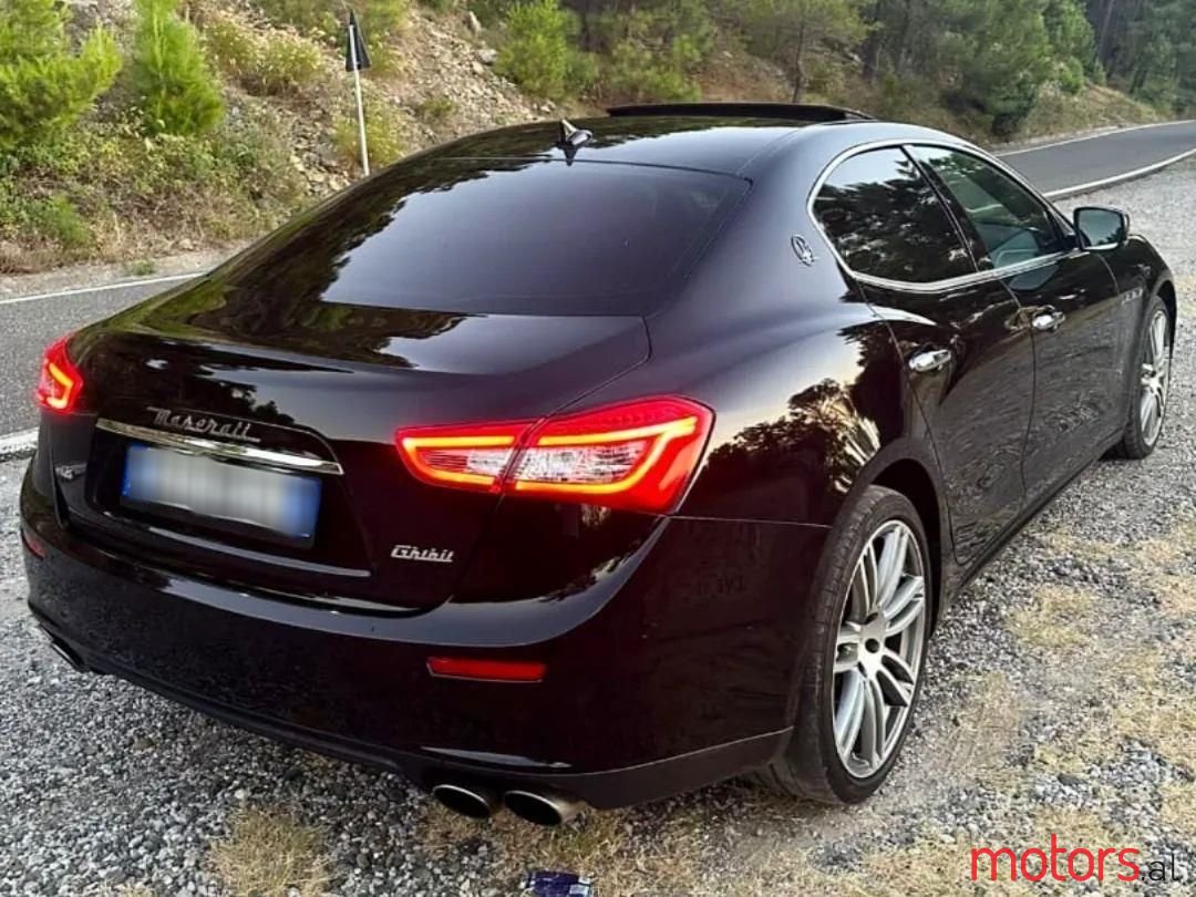 2015' Maserati Ghibli photo #3