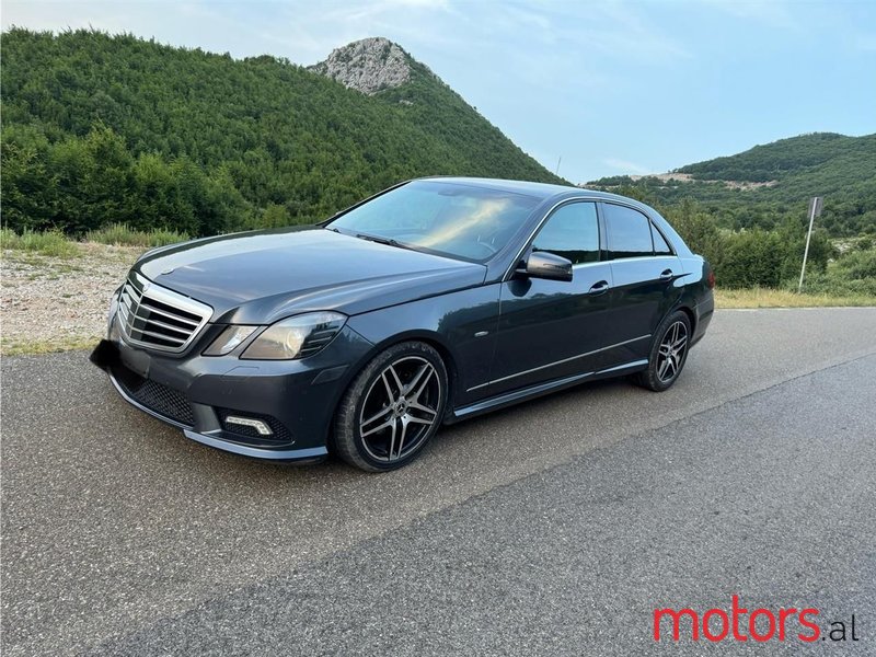 2010' Mercedes-Benz E 350 photo #1