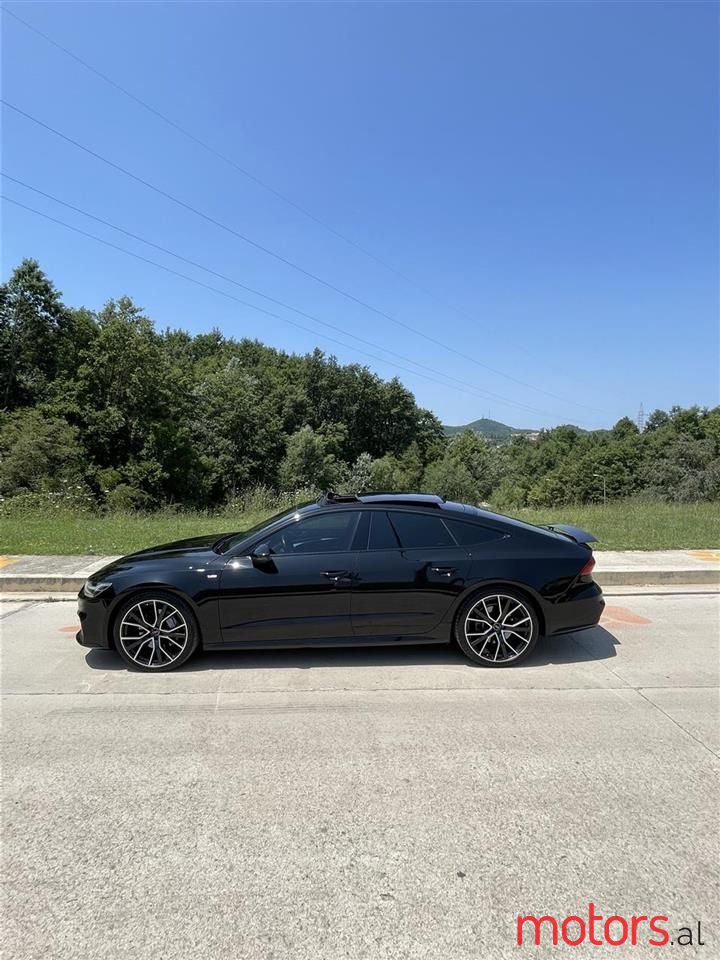 2019' Audi A7 photo #4