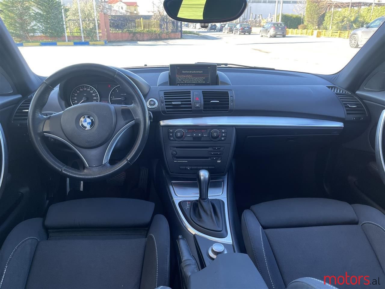 2006' BMW 120 photo #6