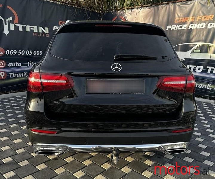 2016' Mercedes-Benz GLC 220 photo #5