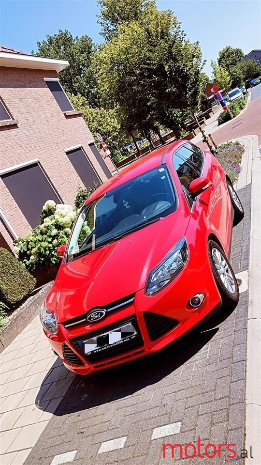 2012' Ford Focus photo #3