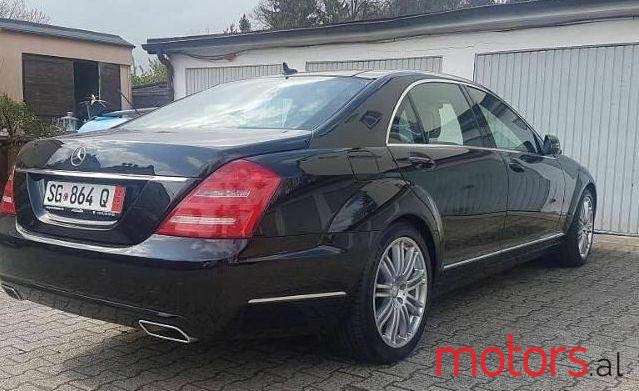 2013' Mercedes-Benz S-Class photo #2