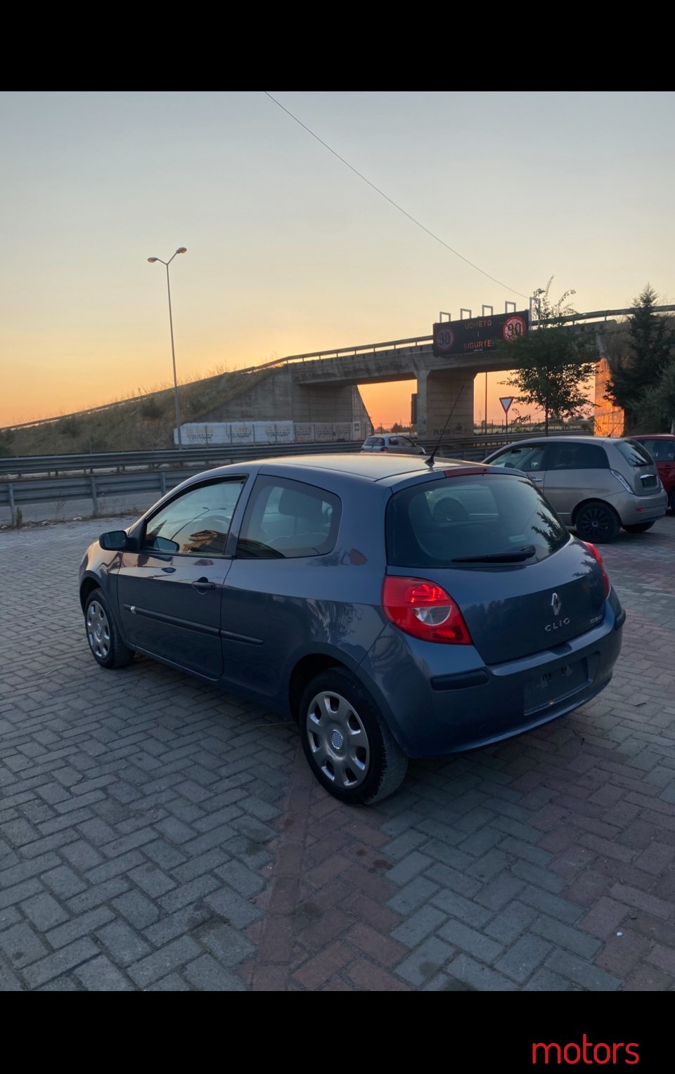 2006' Renault Clio photo #5