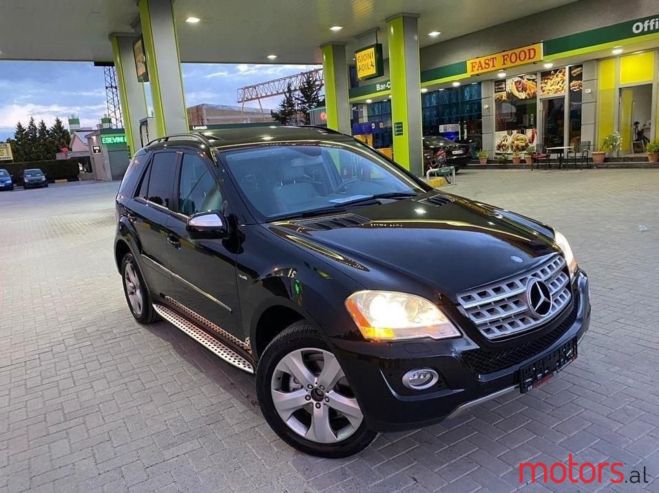 2009' Mercedes-Benz ML 320 photo #4