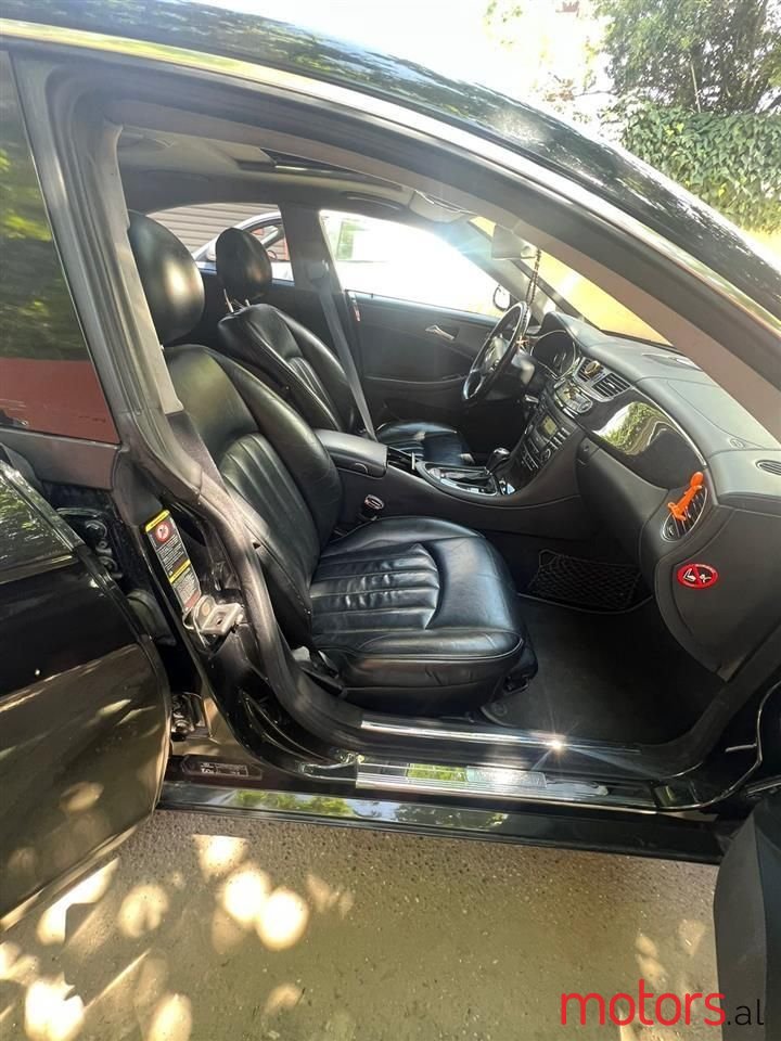 2004' Mercedes-Benz CLS 350 photo #5