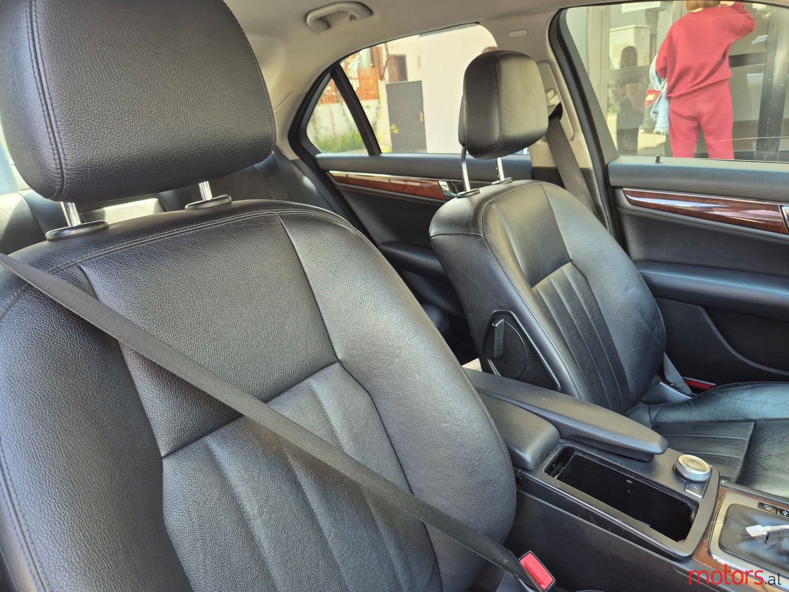 2007' Mercedes-Benz 220 photo #1