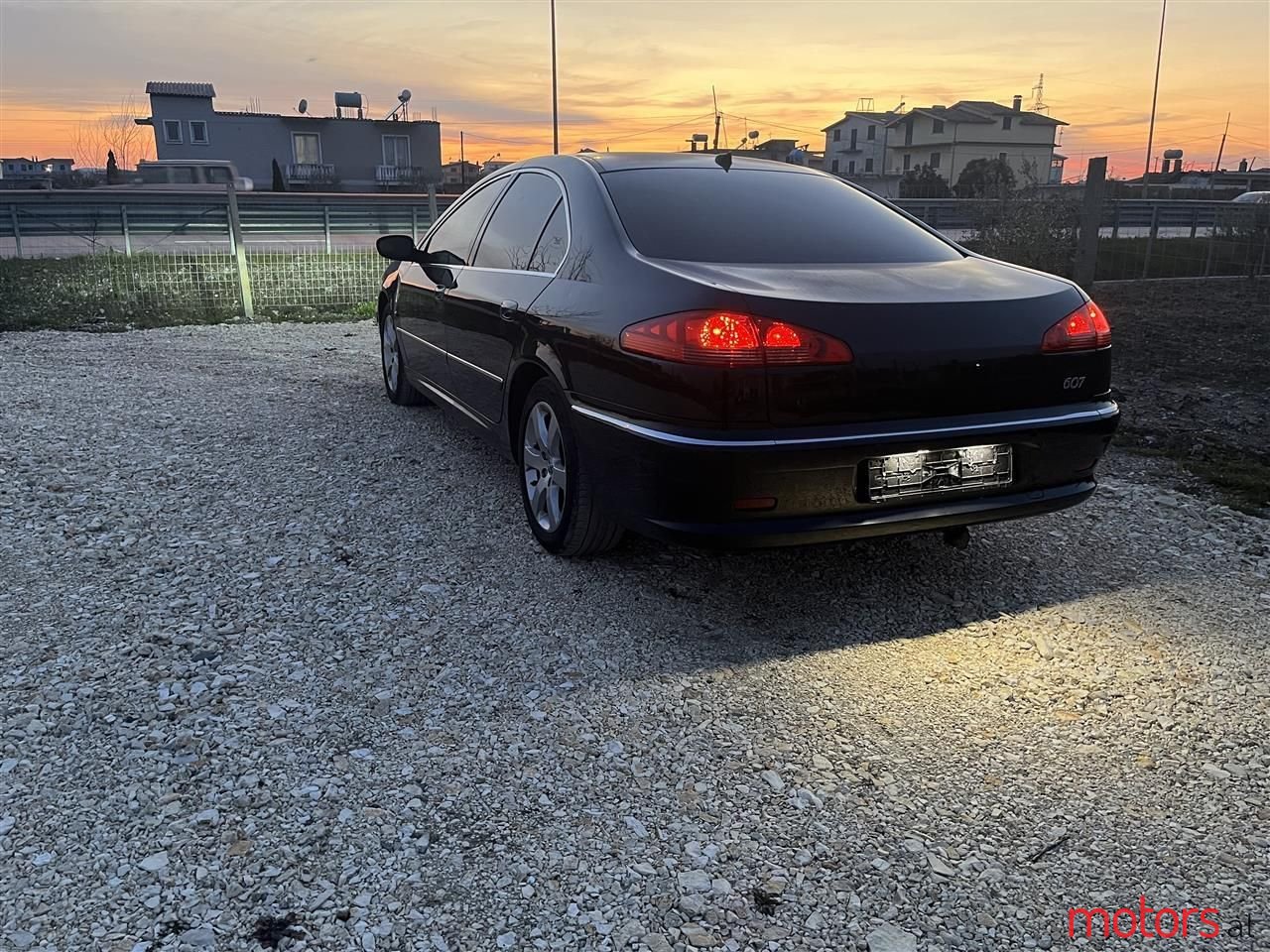 2009' Peugeot 607 photo #2