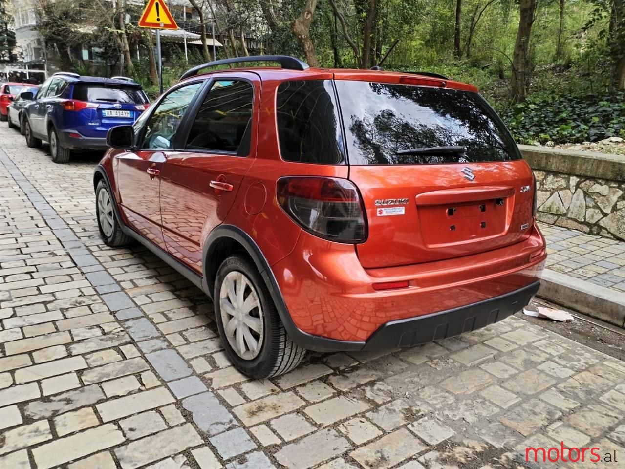 2010' Suzuki SX4 photo #2