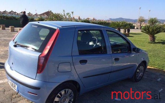 2005' Fiat Punto photo #1