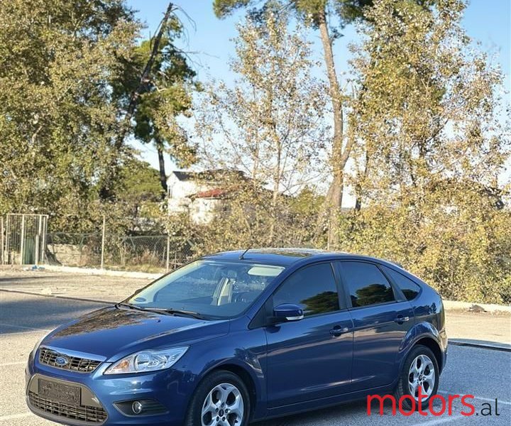 2010' Ford Focus photo #6