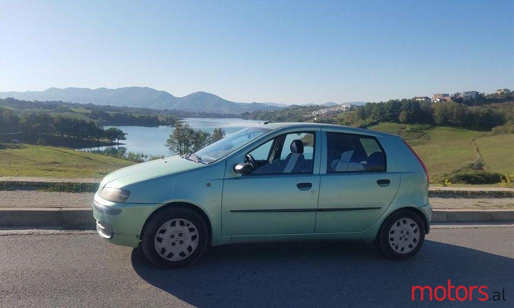 2001' Fiat Punto photo #1