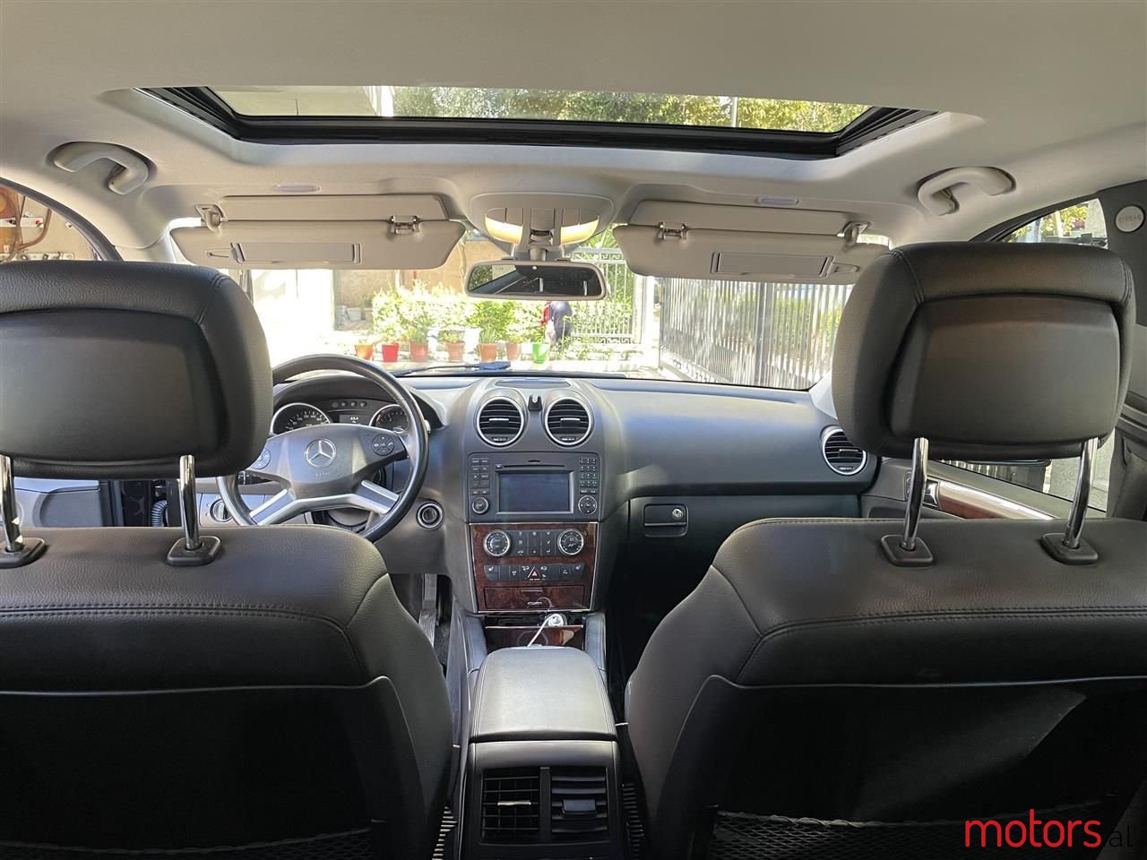 2011' Mercedes-Benz ML 350 photo #6