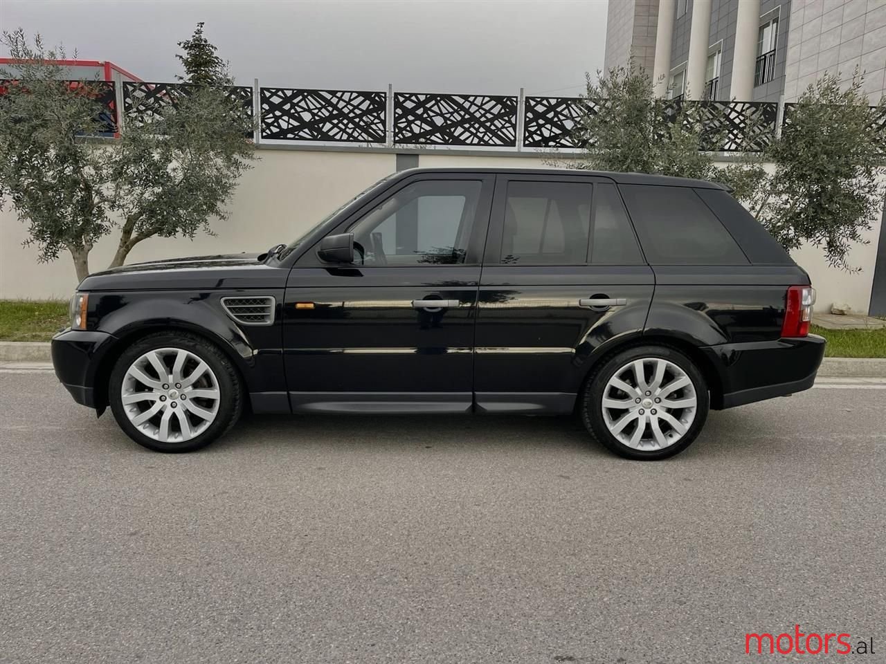 2009' Land Rover Range Rover Sport photo #6