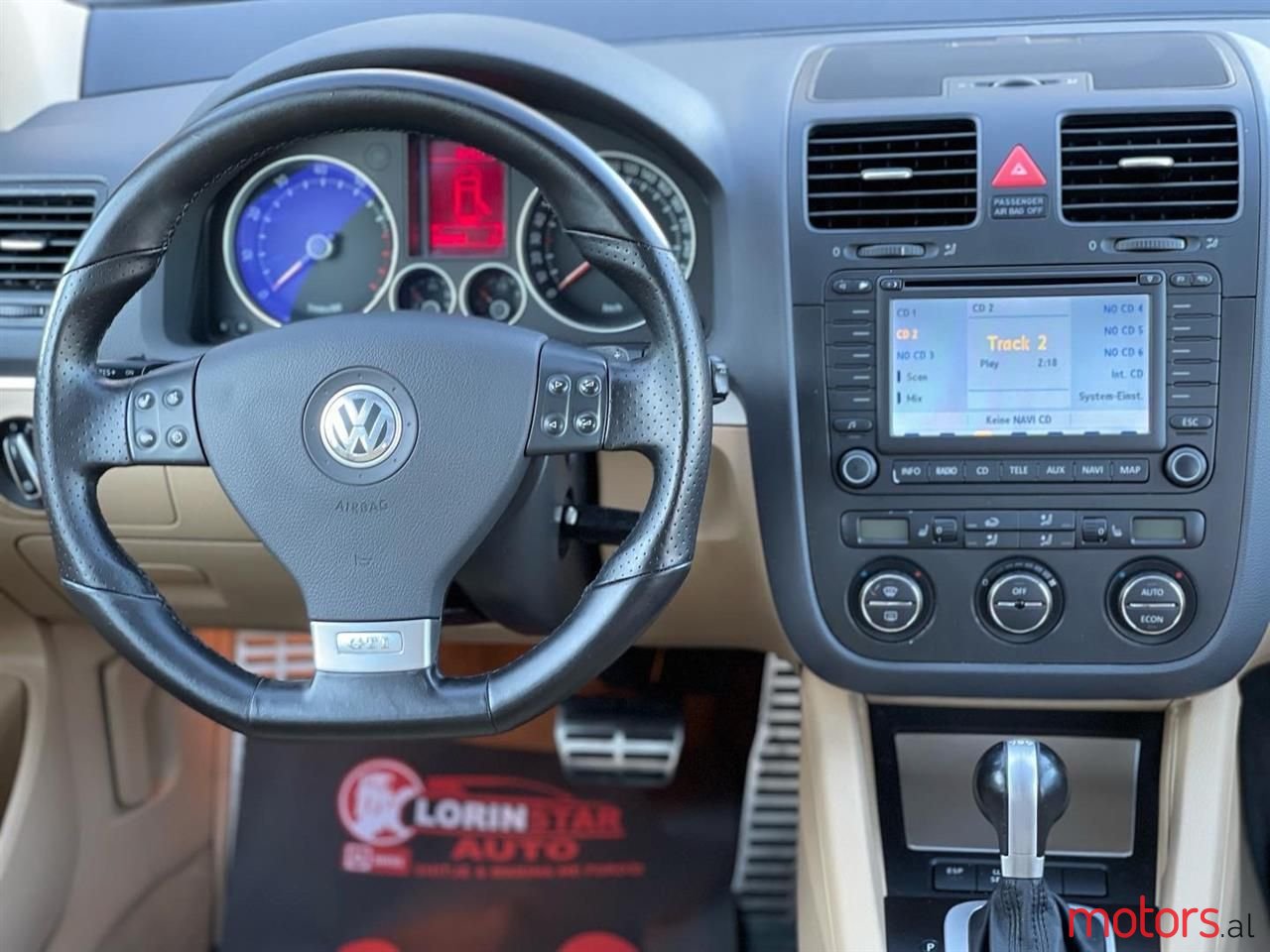 2005' Volkswagen Golf photo #5