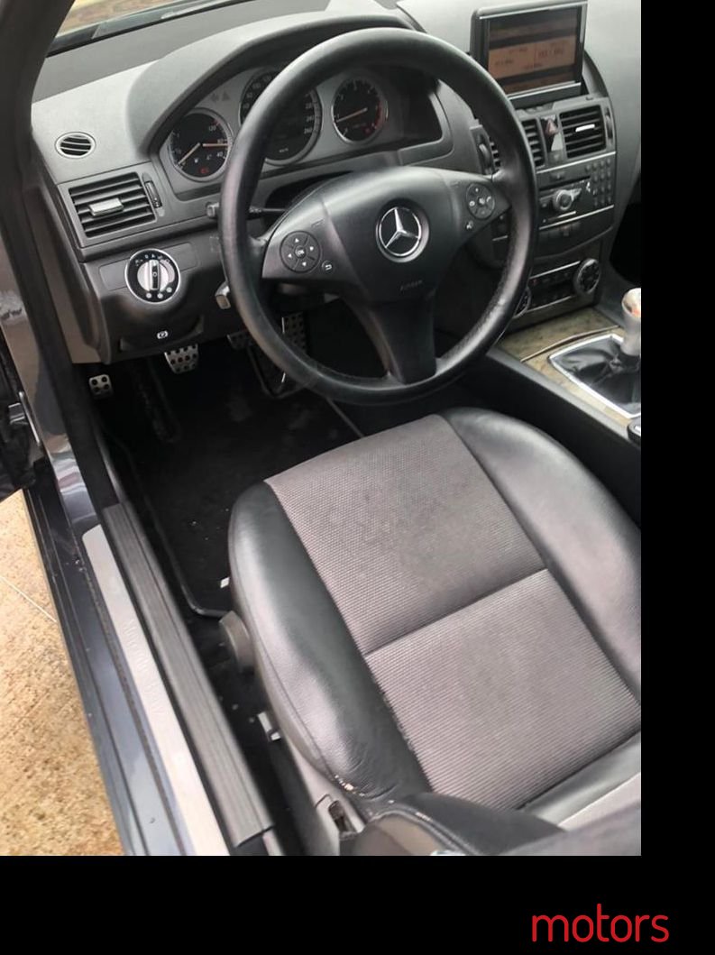 2009' Mercedes-Benz C 220 photo #4